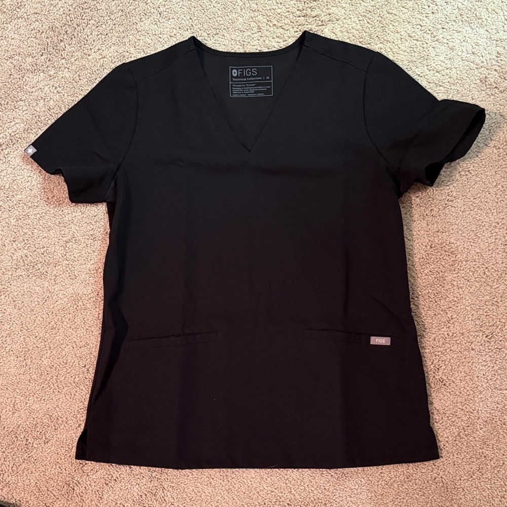 Figs Women's Classic Black Short Sleeve Top